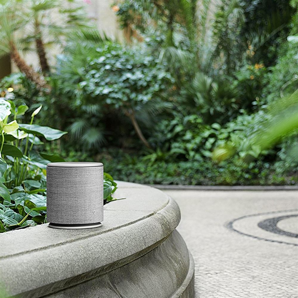 スピーカー・ウーファー B&O Bang & Olufsen Beoplay M5 GREEN B&O Bang & Olufsen Beoplay M5 GREEN