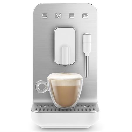 beyaz-espresso-kahve-smeg.jpg