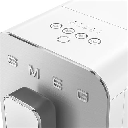 beyaz-kahve-1-smeg.jpg