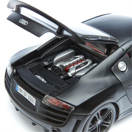 48684_maisto-31395-audi-r8-gt_6.jpg