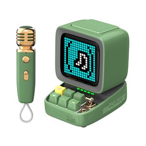 Divoom Ditoo 5-Mic Karaoke Mikrofonlu Uyarlanabilir Piksel Ekranlı Bluetooth Hoparlör, Yeşil