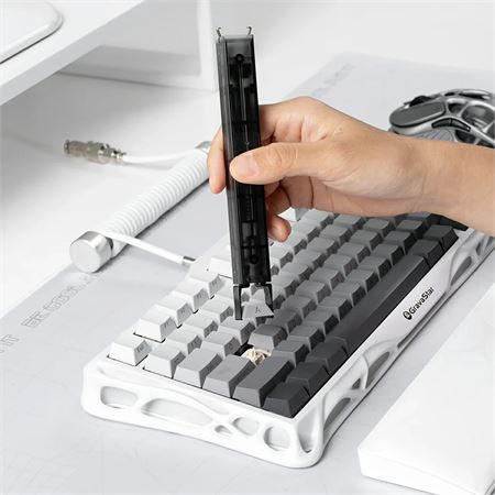 gravastar-2-si-1-arada-keycaps-switch-sokucu-mekanik-klavyeler-icin-tus-ve-switch-cikarici-3.jpg