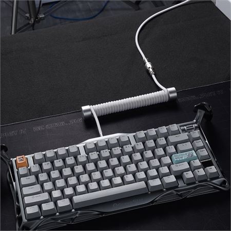 gravastar-sarmal-aviator-usb-to-type-c-mekanik-klavye-uyumlu-oyuncu-kablosu-1-85m-beyaz-3.jpg
