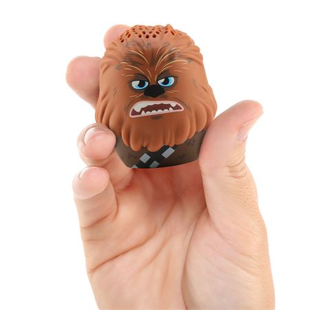 chewbacca_0002_chewbacca_hand.jpg