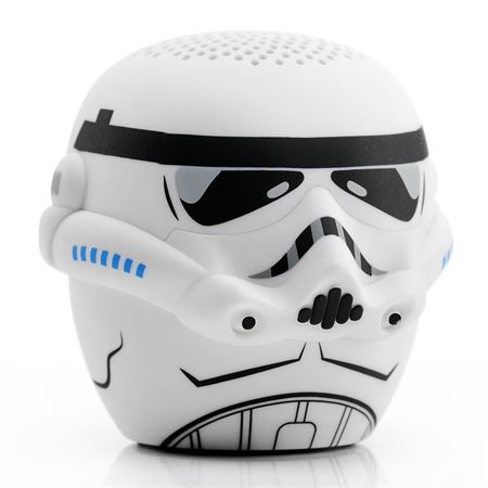 storm_0001_stormtrooper_quarter_right.jpg
